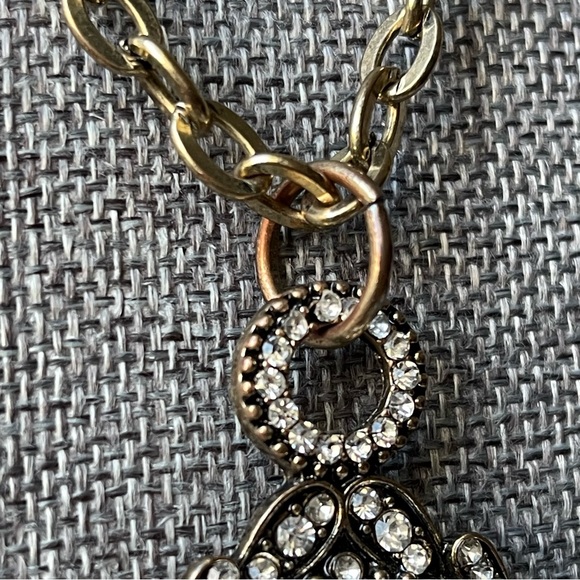 CHARMING CHARLIE | Vintage | Large Rhinestone Pendant Faux Seed Pearls Necklace - Picture 5 of 13